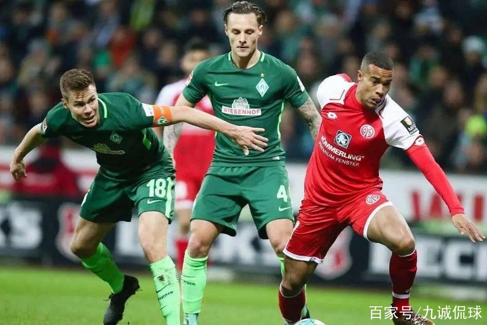 关于沃尔夫斯堡队险胜对手，继续保持领先的信息